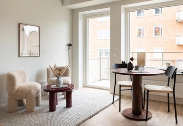 1 rok i Grönskan där bilden visar matplats.