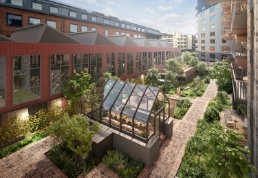 House of Nelly. En innergårdsträdgård med ett växthus i glas, tegelgångar och omgivande moderna flerfamiljshus.